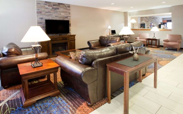 Baymont Inn & Suites Auburn