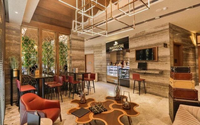 Best Western PLUS Runway - Luxury Collection Hotel