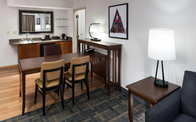 Embassy Suites Anchorage