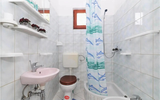 Four-Bedroom Holiday home Krusevo with Sea View 05