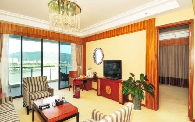 Badminton Hotel - Lingshui