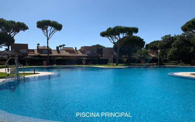 Adosado Residencial el Trébol Urbanización Novo Sancti Petri