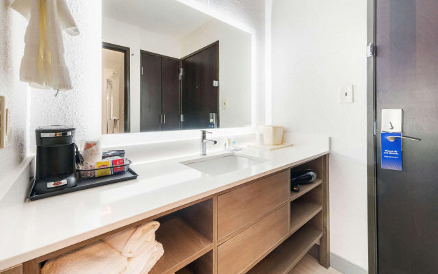 Comfort Inn Mayfield Heights Cleveland East