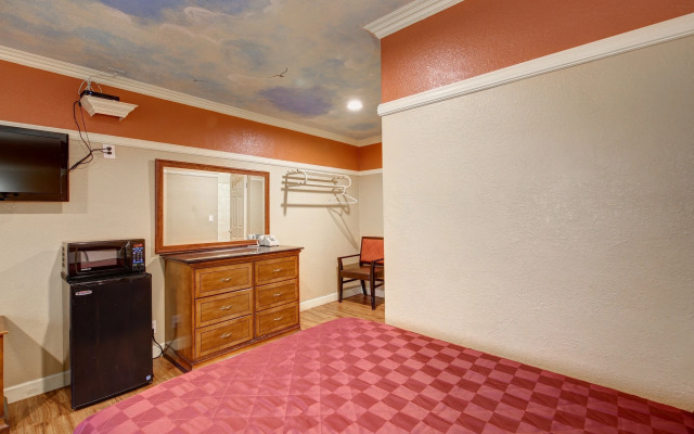 Geneva Motel