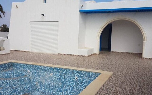 House With 3 Bedrooms in Djerba Midoun Tézdaine, With Private Pool, En