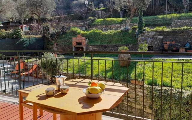 Quiet Villa, wonderful garden 10-minute walk from the sea!