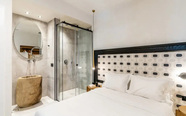 Amer Suites Fira