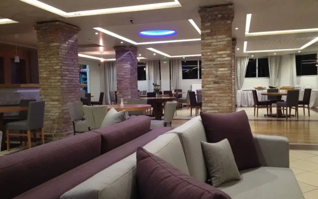 Souris Hotel