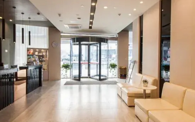 Jin Jiang Yi Star Hotel