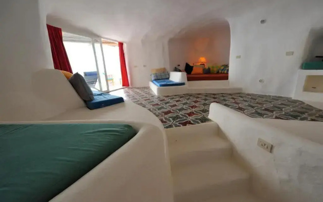 Casa Mita