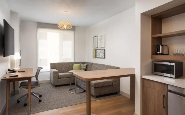 Element Denver Downtown East