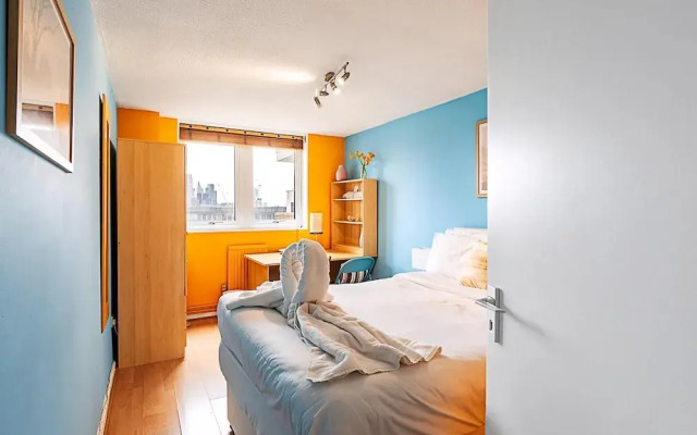 Chancery Lane Gem w/ Balcony and Lift