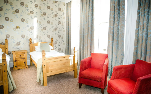The Cumberland Hotel