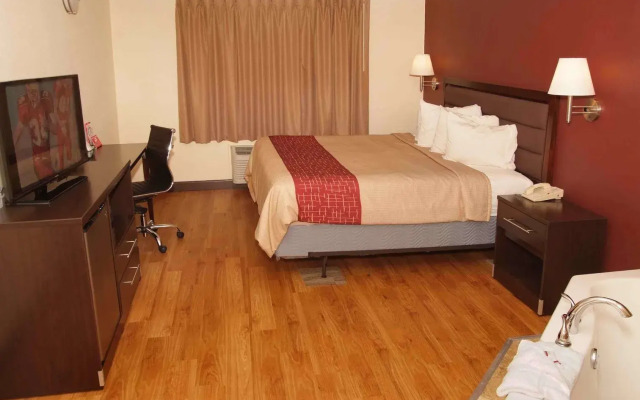 Red Roof Inn Osage Beach - Lake of the Ozarks