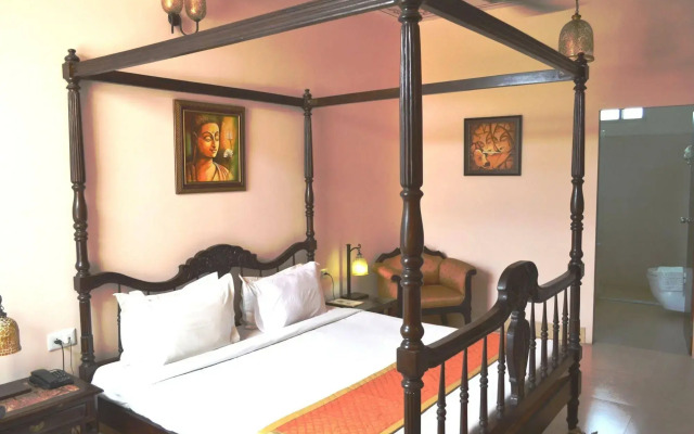 Suryaa Villa - A City Centre Hotel