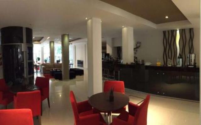 San Martin Plaza Hotel