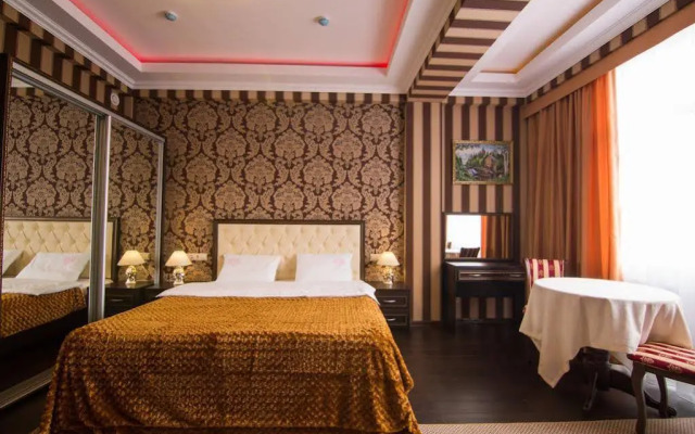 Hotel ML