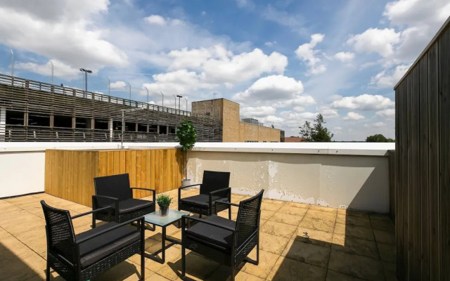 Skyvillion - Huge 4bed Apartment Wbalcony - Parking