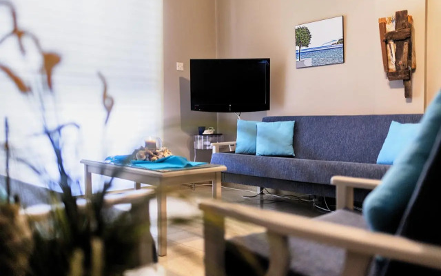 Annita Court Block B, Apt6