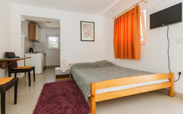 Apartment Zaninovic