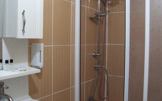 Artemis Old City Hotel