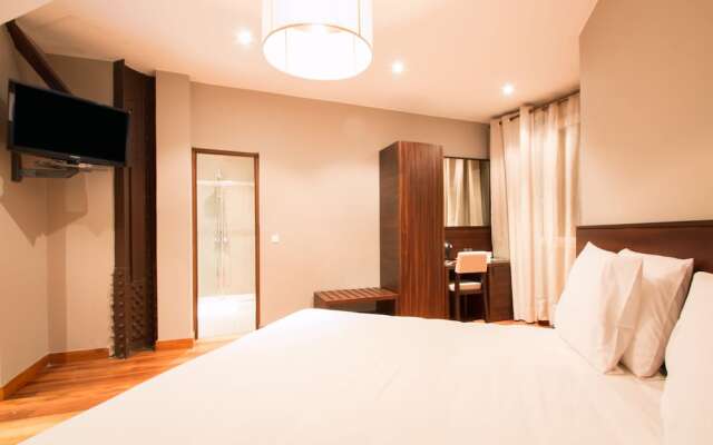 Le Louvre Hotel & Spa