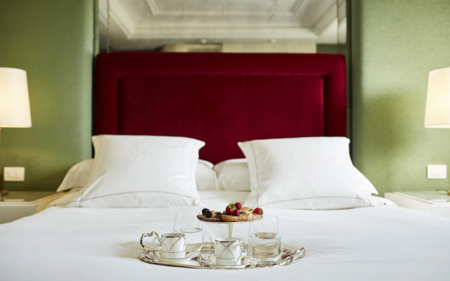 Hotel Lord Byron - photo 3