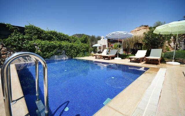KAY4800 Villa Sems 2 Bedrooms