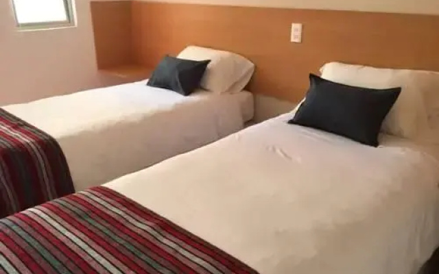 Check In Hotel