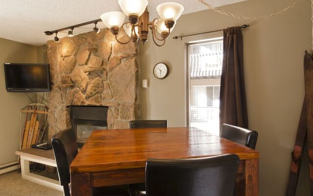 Storm Meadows East Slopeside - SE056