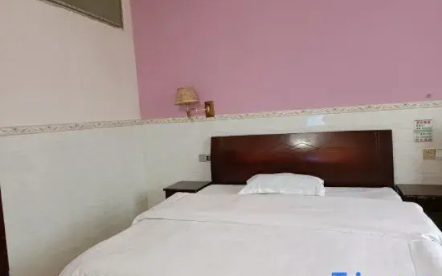 Pingguo Lvyuan Hotel
