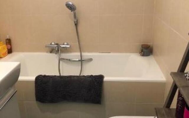 Appartement t4 spacieux 100m2 climatisé