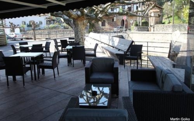 Hostal Auzoa