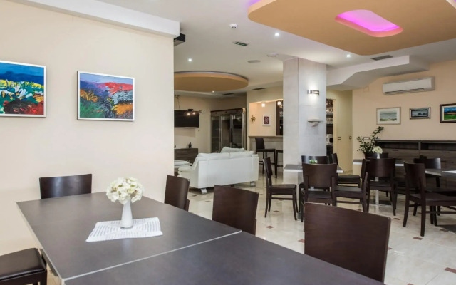 Tomo - with pool - A3(2+2)