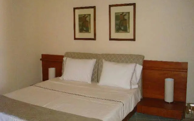 Pasadena Hotel & Resort
