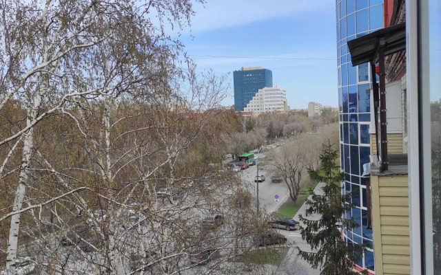 Апартаменты на улице Мельникайте 93