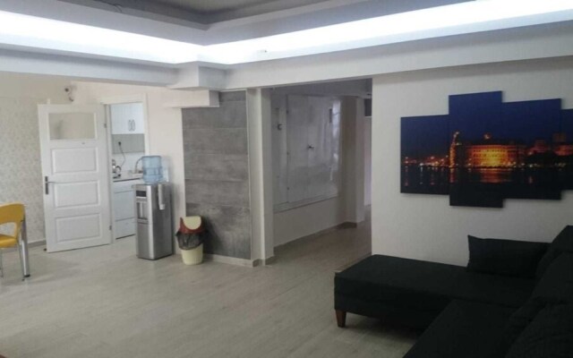 Huner Apartment