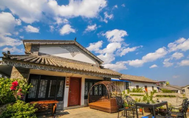 Floral Hotel Dali Honglongjing Junrui