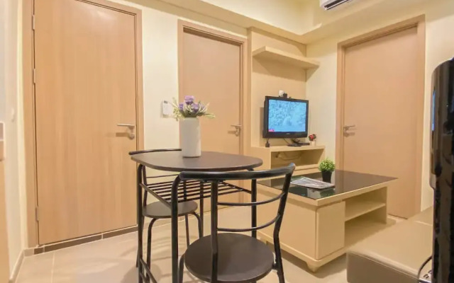 Warm Neutral 2Br At Meikarta Apartment