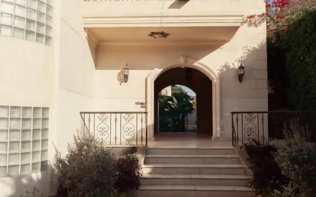 villa in deplomaseen district
