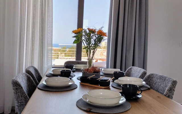 Oinolithos Luxury Villas