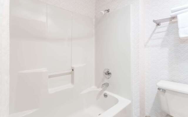 Days Inn by Wyndham Battlefield Rd/Hwy 65