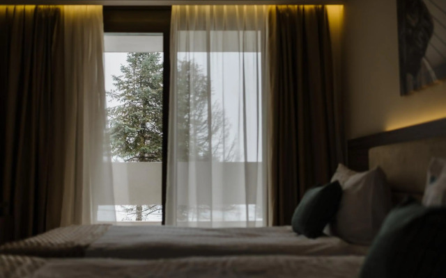 Hotel Nais
