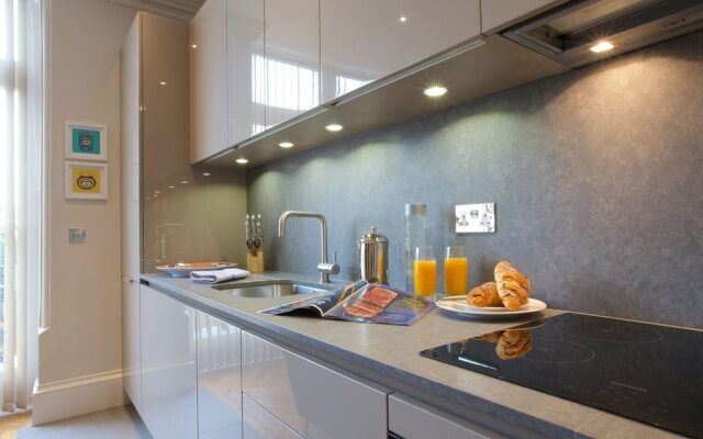 Barons Court Apartments By Flying Butler