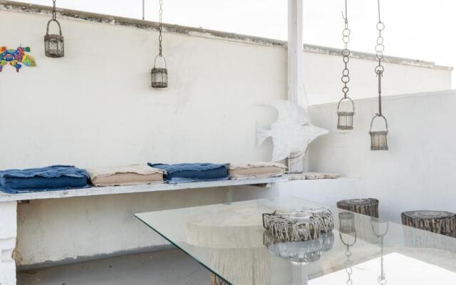 Mindelly Home By Comper With Terrace & Netflix