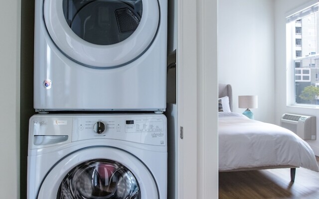 Charming Little Italy Suites by Sonder