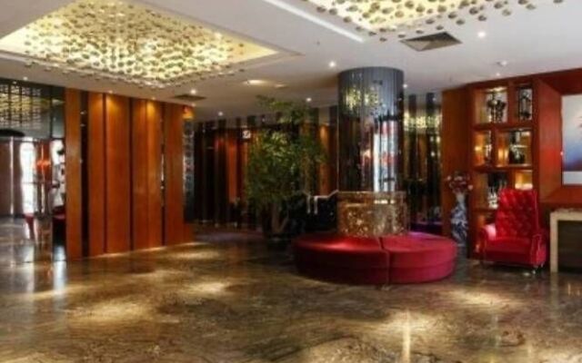 Hechi Shuntai Hotel