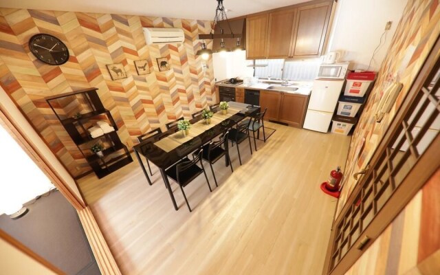 Omotenashi House Part 1 (174-1)