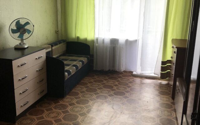 Апартаменты на ул. Аллея Труда, 3