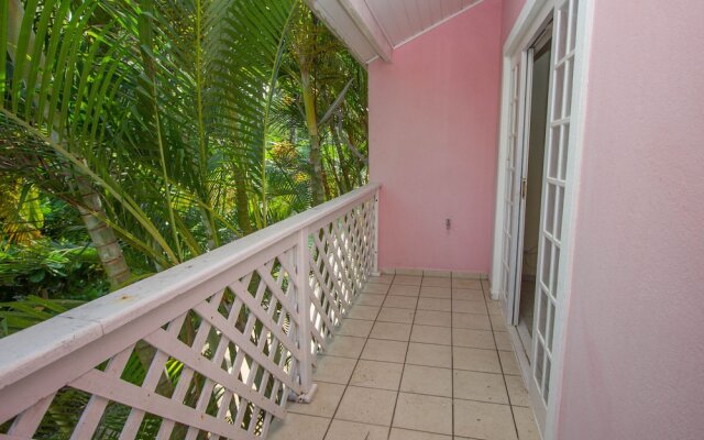 Casa ampla em Bertioga - 2 min. da praia